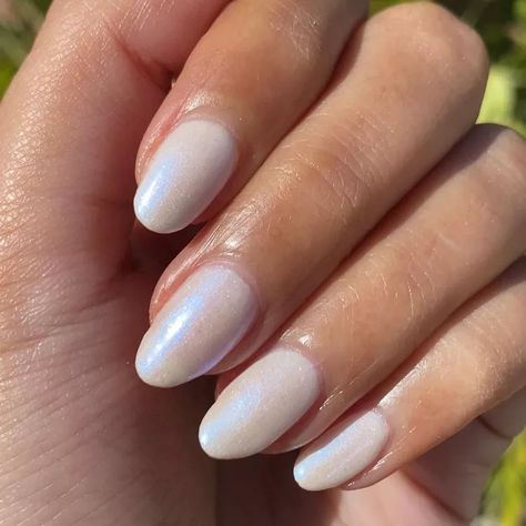 Tom Bachik, Luxury Manicure, Simple Gel Nails, Manicure Kit, Best Moisturizer, Neutral Nails, Girls Nails, Art Trends, Quiet Luxury