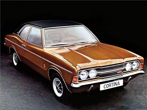 The 1970s was a tumultuous era for British car manufacturing but most of the best sellers were built here. Here's the top ten most popular cars of the '70s. Ford Cortina, 70s Cars, British Motors, Cars Uk, Ford Capri, Cars Vintage, Classic Motors, Ford Classic Cars, Old Classic Cars