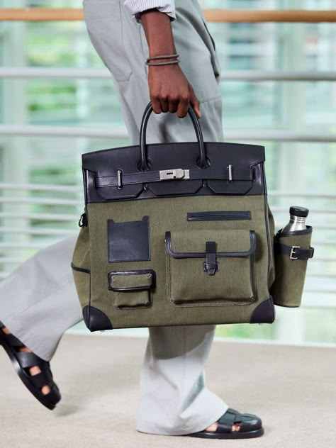 HAC Cargo - Hermès Hermes Birkin Handbags, Hermes Men, Balenciaga Bag, Men's Bags, 가을 패션, Hermes Bags, Coach Swagger Bag, Bag Design, Hermes Bag