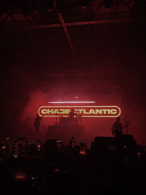 Red Aesthetic Chase Atlantic, Chase Atlantic Widget Red, Chase Atlantic Red Aesthetic, Chase Atlantic Red, Atlantic Group, Minimalist Music, Fiction Books Worth Reading, Chase Atlantic, Red Lights