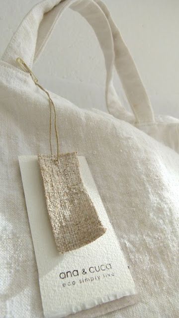 Desain Merek, Hang Tag Design, Buch Design, 카드 디자인, Linens And Lace, Clothing Tags, Eco Bag, Tag Design, Linen Bag