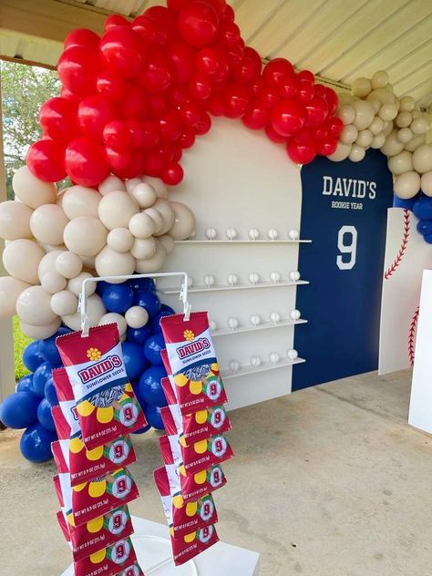 40th Birthday Baseball Theme, Baseball Party Balloons, Baseball Party Backdrop, Sandlot Birthday, Dodgers Birthday Party, Baseball Backdrop, Baseball Birthday Party Ideas, Baseball Theme Birthday Party, Baseball Party Decorations