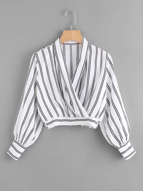 Stripe Crop Top Outfit, Fall Blouses, Wrap Fabric, Surplice Top, Womens Halter Tops, Fashion Tops Blouse, Saree Blouse Designs Latest, Trendy Fashion Tops, Blouse Designs Latest