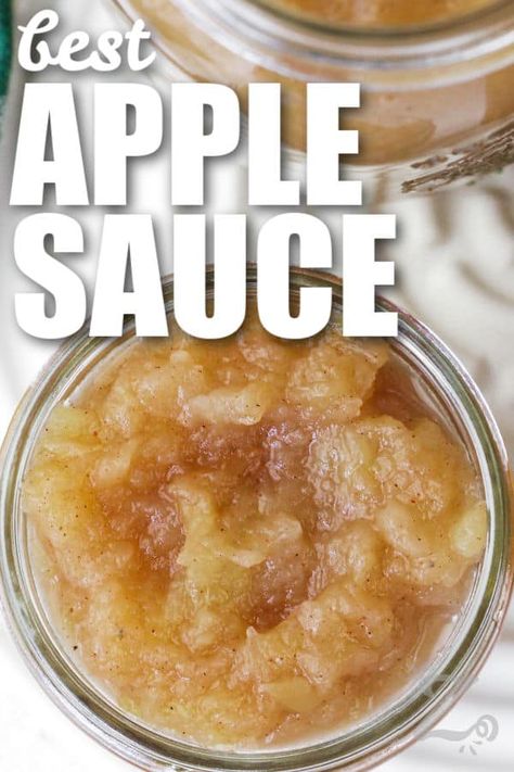 chunky apple sauce in a jar with text Apple Sauce With Skins On, Healthy Apple Sauce Recipes, Best Apple Sauce Recipe, Homemade Apple Sauce Recipe, Easy Apple Sauce, Applesauce Recipes, Homemade Apple Sauce, Homemade Applesauce Recipes, Noom Recipes