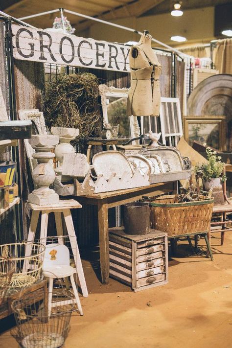 Welcome to the Vintage Market Days of Savannah Vintage Market Days, Bathroom Color Schemes, Build Something, Vintage Market, Bathroom Colors, Decor Project, The Vintage, Savannah, Savannah Chat