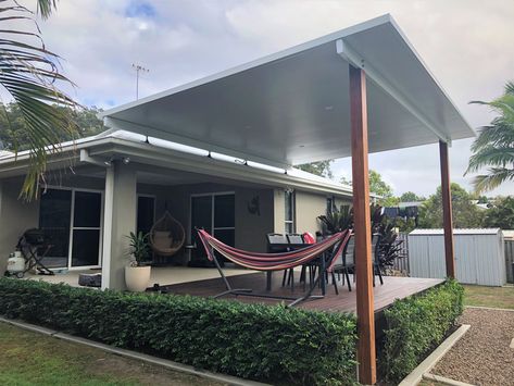 Fly Over Patio Roof, Veranda Ideas, Modern Carport, Patios And Decks, House Renos, Covered Patio Design, Skillion Roof, Raised Patio, Carport Designs