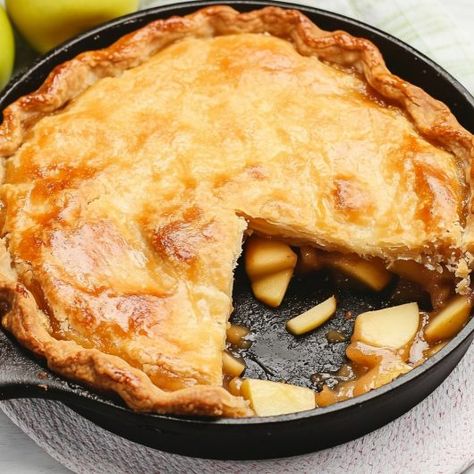 Iron Skillet Apple Pie Recipe Skillet Apple Pie Recipe, Iron Skillet Apple Pie, Skillet Apple Pie, Cinnamon Apple Pie, Fall Board, Refrigerated Pie Crust, Apple Pie Recipe, Pastry Sheets, Apple Pie Recipes