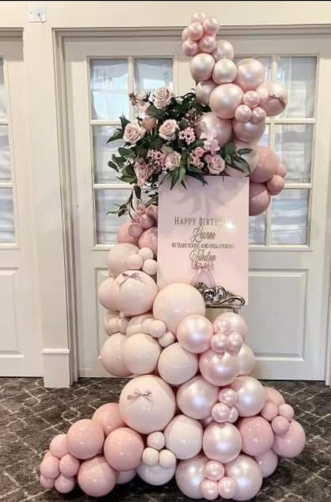 70th Birthday Party Ideas For Mom, Balloons Galore, Idee Babyshower, Floral Balloons, Large Balloons, Birthday Balloon Decorations, Diy Birthday Decorations, Balloon Backdrop, Balloon Flowers