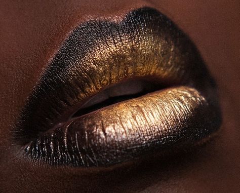 Black And Gold Lips, Gold Lipstick Black Women, Black And Gold Lipstick, Silver And Gold Makeup Looks, Gold Witch Makeup, Black And Gold Eyeshadow Looks, Black And Orange Makeup, Gold And Black Makeup Looks, Black And Gold Clothing