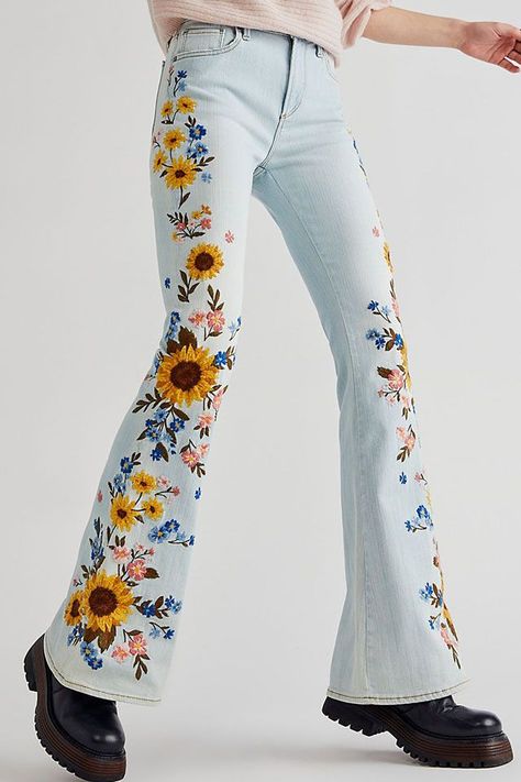 Must-have flare jeans for boho-chic and hippie-chic styling ...