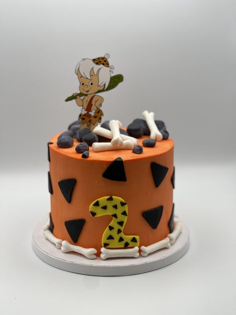 Flinstone Cake Ideas, Flintstones Cake Ideas, Pebbles And Bam Bam Cake, Bam Bam Flintstones Party, Bam Bam Birthday Cake, Flintstone Birthday Cake, Flintstones Birthday Cake, Yabba Dabba Two Birthday Cake, Yabba Dabba Two Birthday Boy