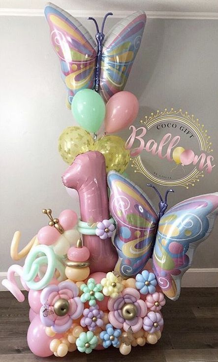 Butterfly Balloon, Butterfly Themed Birthday Party, Balloon Arrangement, Balloon Bouquet Diy, Fairy Garden Birthday Party, 1st Birthday Girl Decorations, Butterfly Birthday Party, Balloon Crafts, Girl Birthday Decorations