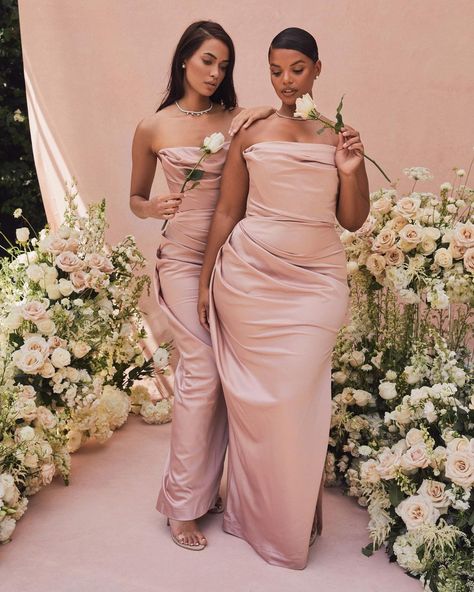 https://www.instagram.com/p/CD6QxD-pgfB/?igshid=sucrtvzs89xq Elegant Bridesmaid Dress, Draped Gown, Anniversary Pictures, Drape Gowns, Elegant Bridesmaid Dresses, Green Shop, Bride Squad, House Of Cb, Wedding Shoot