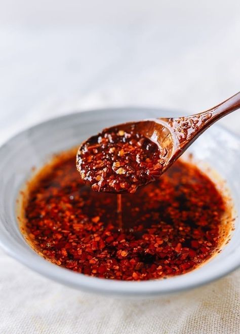 How to Make Chili Oil: The Perfect Recipe! - The Woks of Life Korean Chili Oil, Vietnamese Chili Oil Recipe, Make Chili Oil, Chinese Chili Oil, Chinese Chili, Chili Oil Recipe, Wok Recipes, How To Make Chili, Wok Of Life