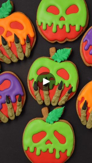 145K views · 696 reactions | Creepy Poison Apple Cookies | I added some royal icing witch fingers to these poison apple cookies to make them extra creepy!  The tutorial and my recipes are in the Cookie Art Club. | By SweetAmbs | Facebook How To Make A Poison Apple, Poison Apple Cookies Decorated, Poison Apple Cookies, Halloween Cookies Royal Icing, Cookie Flooding, Witch Fingers, Halloween Apples, Cookies To Make, Witches Fingers