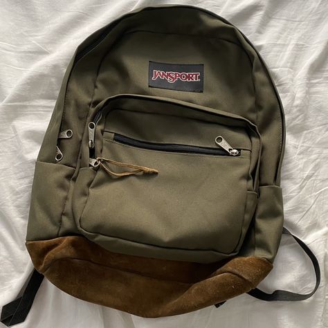 Green Jansport Backpack Aesthetic, School Bag Jansport, Brown Backpack Aesthetic, Green Backpack Aesthetic, Vintage Backpacks Aesthetic, Jansport Backpacks Aesthetic, Indie Backpack, Cool Backpacks For School, Bookbag Aesthetic