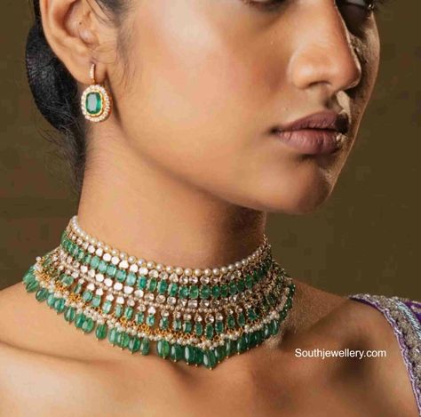 Chain2531 Pearl Vaddanam, Vaddanam Designs Gold Indian, Vaddanam Designs Gold, Ruby Choker, Polki Choker Set, Indian Gold Necklace Designs, Vaddanam Designs, Gold Jewelry Prom, Wedding Jewellery Designs