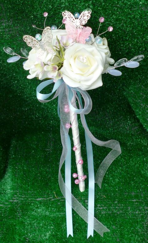 flower girl ideas and inspiration #flowergirl #wedding Flower Girl Wand, Wedding Wands, Girls Bridesmaid Dresses, Flower Girl Bouquet, Blue Wedding Bouquet, Butterfly Wedding, Pink Bridesmaid Dresses, Trendy Flowers, Flower Girl Basket