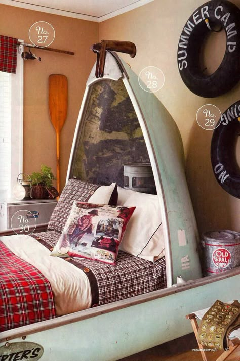 Your little one is sure to have sweet dreams in this unique canoe bed - 10 Camp Themed Bedrooms | Tinyme Blog Fishing Bedroom, Beds White, Camping Bedroom, Deco Marine, Fishing Room, Flea Market Style, Festival Camping, Camping Decor, Fishing Decor