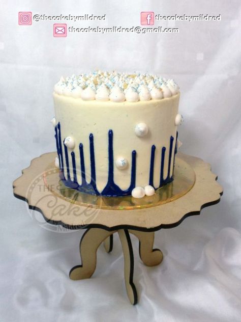 Upside Down Drip Cake, Double Drip Cake, Perfect Drip Cake, Blue And White Drip Cake For Men, Drip Cake Tutorial, Drip Cake With Chocolates On Top, Drippy Cakes, Sweet Vibes, Buttercream Birthday Cake