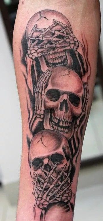 Tattoos Arm Mann, Skull Tattoos For Men, Empire Tattoo, Evil Skull Tattoo, Tattoos For Men And Women, Skull Sleeve Tattoos, Skull Sleeve, Evil Tattoos, Geniale Tattoos