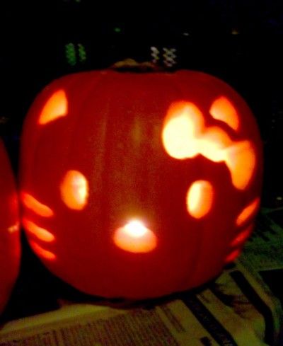 Hello Kitty Pumpkin Carving, Pumpkin Carving Ideas Garfield, Pumkin Carving Sanrio, How To Carve Hello Kitty Pumpkin, Baby’s First Halloween Pumpkin Carving, Sunflower Carved Pumpkin, Hello Kitty Halloween Wallpaper, Hello Kitty Pumpkin, Hello Kitty Colouring Pages