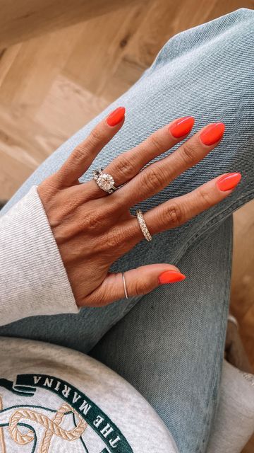 End Of Summer Nails Color, End Of Summer Nails Ideas, Neon Red Nails, Orange Red Nails, Orange Pink Nails, Anc Nails, End Of Summer Nails, Red Orange Nails, Summer Gel Nails