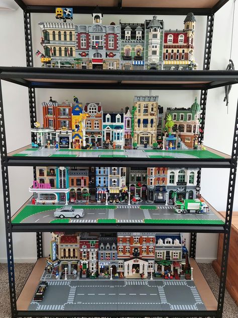 Lego Shelf Display, Lego City Display, Lego Shelf, Lego Room Ideas, Lego Ninjago City, Lego Display Ideas, Lego Village, Lego Display, Lego Boards