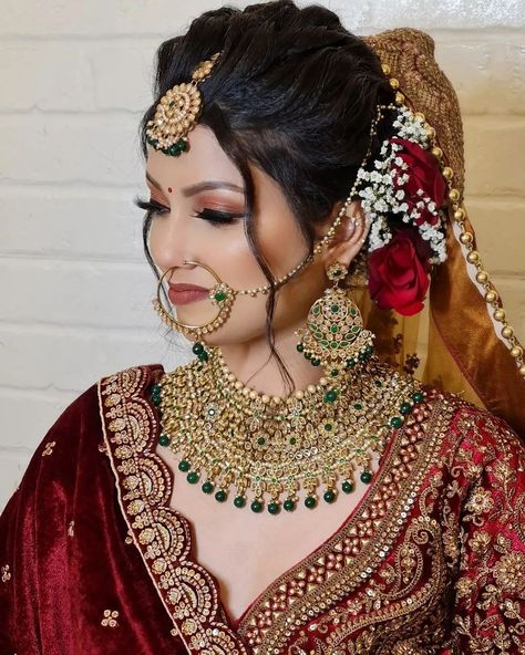 Bridal Mekup Look Hd, Jewellery Design For Bride, Dulhan Makeup Indian, Best Bridal Look, Bridal Hairstyle Indian Wedding Latest, Bride With Open Hair, Dulhan Hairstyles Indian Bridal, Hd Makeup Looks Bridal Indian, Bride Poses Indian Wedding