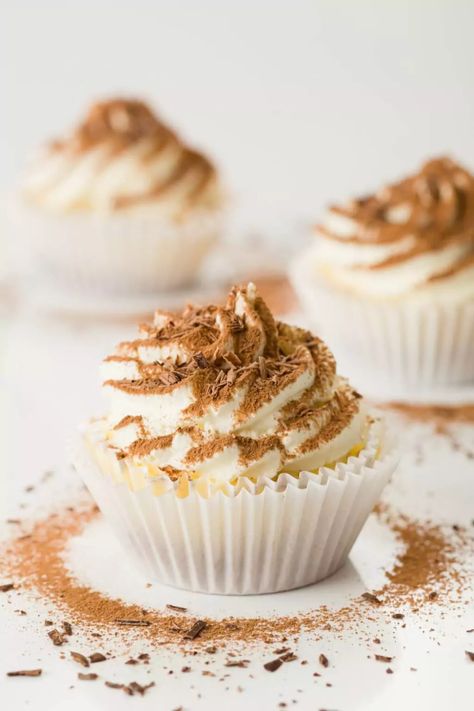 Tiramisu Cupcakes Recipe, Mascarpone Custard, Thanksgiving Desserts For A Crowd, Thanksgiving Cupcake Ideas, Authentic Tiramisu, Easy Thanksgiving Desserts, Best Tiramisu, Cooking Therapy, Vanilla And Chocolate Cupcakes