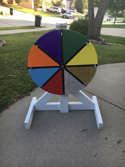 Game Wheel Spinner Diy, Diy Game Show Ideas, Diy Spinning Wheel Game, How To Make A Spinner For A Game, Diy Wheel Of Fortune Spinner, Spinning Wheel Diy, Prize Wheel Diy, Diy Spinner Wheel, Church Picnic Games