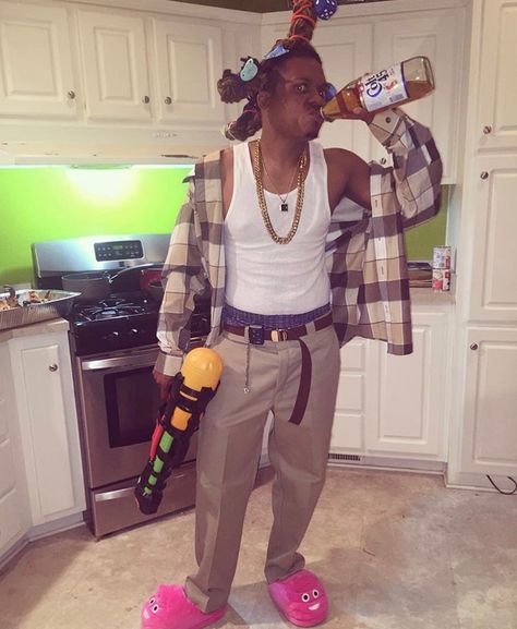 Preppy Rapper Halloween Costume, Dont Be A Menace To Society Costume, Black Male Halloween Costumes, Rapper Costume Ideas, Halloween Costumes Black Men, Boondocks Halloween Costume, Men Halloween Costumes Ideas, Home Made Costumes, Boxer Halloween