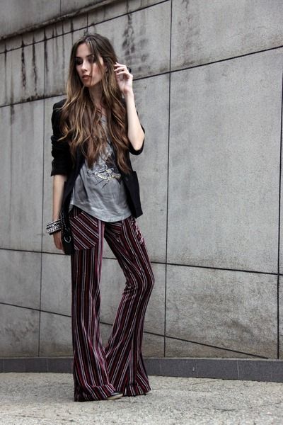 Steven Tyler pants!! <3 Steven Tyler Inspired Outfit, Hippie Style Stretch Full-length Pants, Trendy Striped Flare Pants, Striped Stretch Flare Pants, Fitted Striped Flare Pants, Glad Rags, Vibe Clothes, Fashion Design Sketches, Office Fashion