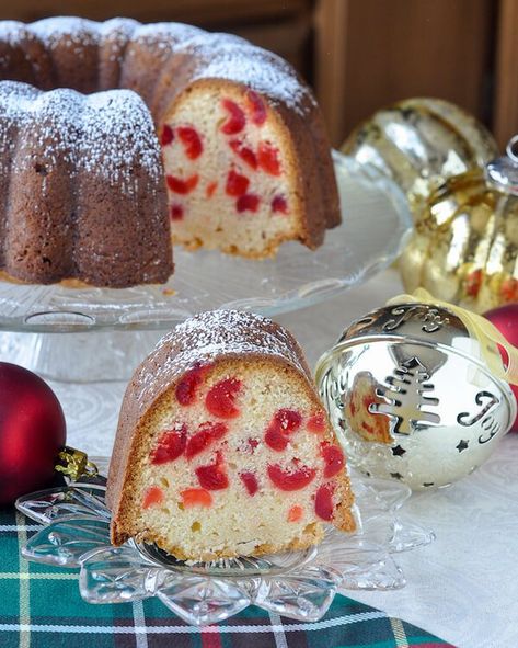 Newfoundland Cherry Cake Saved from Rock Recipes.com Christmas Collection Favorite Cherry Pound Cake, Newfoundland Christmas, Cherry Cake Recipe, Newfoundland Recipes, Christmas Cake Recipe, Rock Recipes, Christmas Baking Recipes, Pecan Cake, Christmas Cake Recipes