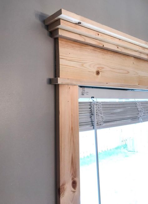 Sheetrock Window Trim, Diy Window Molding Trim, Porch Trim Ideas, Frame Windows Diy, Inside Window Trim Ideas, Wood Window Trim Exterior, Window Molding Trim Interiors, Diy Window Trim Interior, Unique Trim Ideas