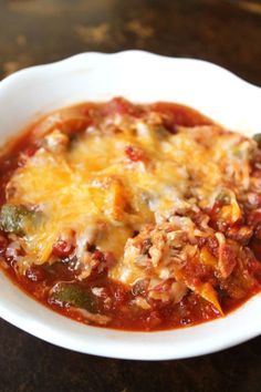 Crockpot Zucchini Chicken Parmesan - A dump and go crockpot recipe that's healthy and delicious! Crockpot Zucchini, Cacciatore Chicken, Zucchini Chicken, Chicken And Zucchini, Chicken Crockpot, Chicken Cacciatore, Crockpot Recipe, Pasta Primavera, Crockpot Dishes