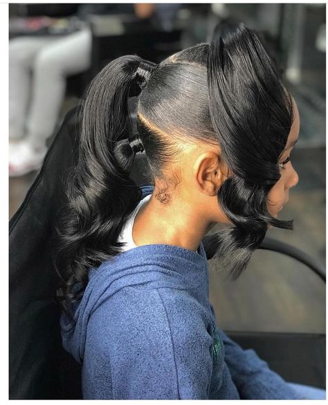 Natural Hair Kids on Instagram: “Loving this slick press n curl! ••••••••••••••••••••••••••••••••••••••••• ☑️ Need hairstyle inspiration? Download 400+ hairstyle ideas for…” Daughter Hairstyles, Lil Girl Hairstyles, Kids Curly Hairstyles, Girls Natural Hairstyles, Natural Hairstyles For Kids, Girls Hairstyles Braids, Black Kids Hairstyles