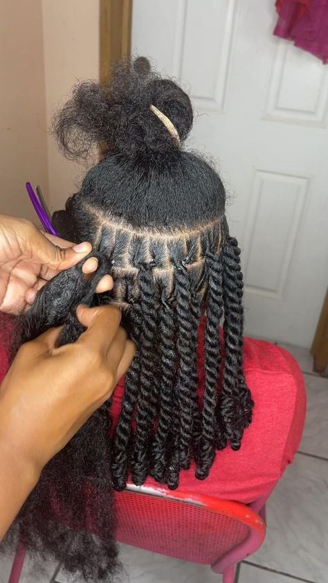 Brazilian Wool Hairstyles, Short Hair Twist Styles, Latest Hair Braids, Short Box Braids Hairstyles, Natural Hair Stylists, Short Box Braids, African Hair Braiding Styles, Box Braids Hairstyles For Black Women, Braided Cornrow Hairstyles