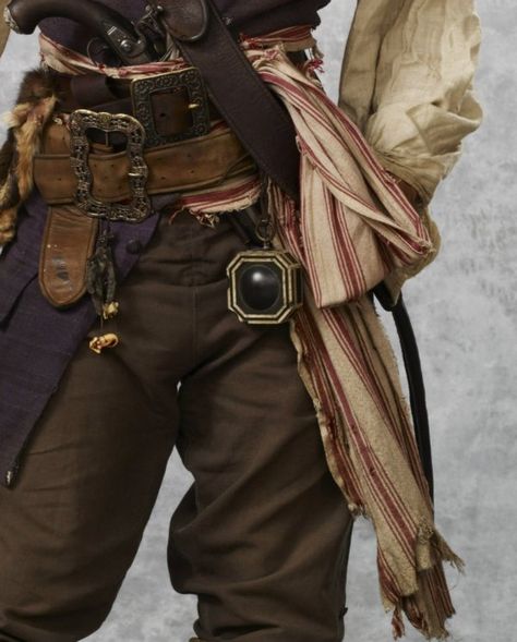 Pirate Garb, Kaptan Jack Sparrow, Pirate Outfit, Fair Outfits, Pirate Costume, Jack Sparrow, Pirates Of The Caribbean, Steam Punk, Fantasy Clothing