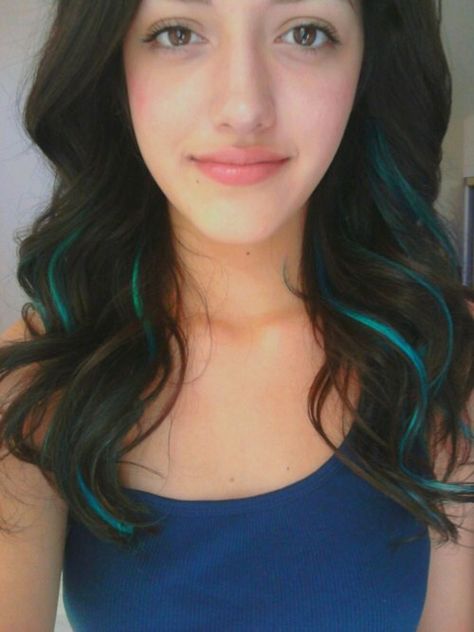 Highlights Peekaboo, Teal Hair Highlights, Ombré Highlights, Teal Highlights, Camp Hair, Peekaboo Hair, Teal Hair, Hair Color Streaks, Turquoise Hair