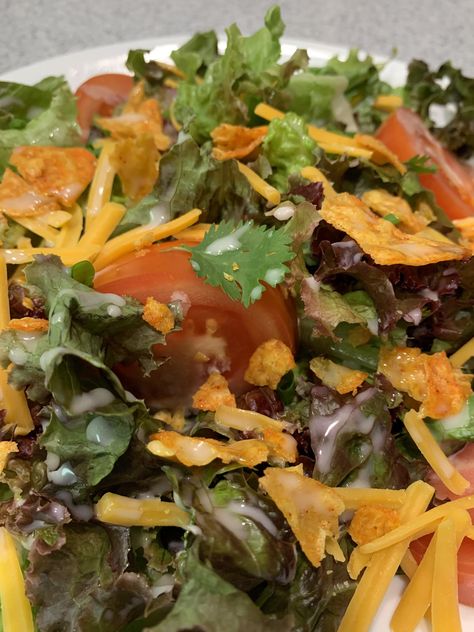 Only Easy: Doritos Salad – Living Hilo Style Dorito Salad, Doritos Salad, Taco Salad Doritos, Hawaii Dress, Fuji Apple, So Yummy, Apple Cake, How To Make Salad, Cake Ingredients