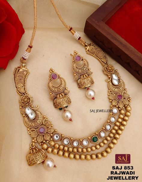 5 Tola Gold Set Design, 3 Tola Gold Set Design, Jadatar Jewelry, Gold Set Design, Gold Jwellary, Indian Gold Necklace Designs, Bridal Foot Jewelry, Simple Necklace Designs, Wedding Jewellery Designs