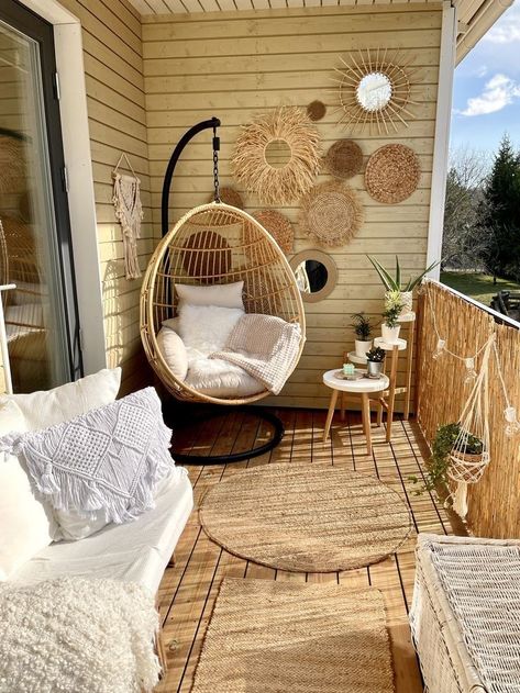 Tulum Inspired Patio, Coastal Ideas, Koti Diy, Balkon Decor, Balcony Design Ideas, Terrace Decor, Boho Living Room Decor, Apartment Patio, Apartment Patio Decor