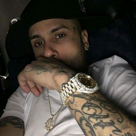 Nicky Jam, Juan Diego, Love Stars, Pop Artist, Urban Fashion, Music Artists, Jam, Rap, Instagram Profile