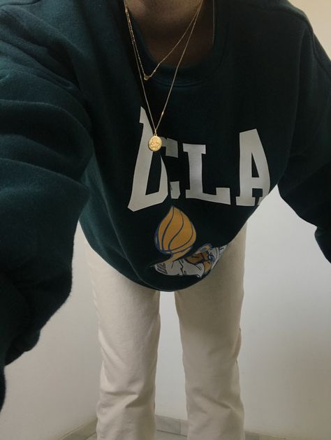 #outfits #california #ucla #inspirational Ucla Outfit, Ucla Aesthetics, Youtube Girlies, Ucla Sweatshirt, I Got Accepted, 2012 Dodge Charger, University Sweater, My Highest Self, Sweatshirt Aesthetic