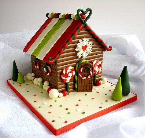 Chocolate Christmas Gingerbread House by Star Bakery UK Christmas House Cake, Gingerbread Creations, Candy Trees, Chocolate House, Make A Gingerbread House, Gingerbread House Designs, Cake Wrecks, House Cake, Chocolate Christmas