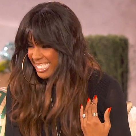 Kelly Rowland Hair, Amazing Engagement Rings, Kelly Rowland Style, He Popped The Question, Perfect Bangs, Porsha Williams, My New Haircut, Popped The Question, Child Star