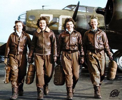 Ww2 Women, Female Pilots, Pilot Uniform, Leather Flight Jacket, Female Pilot, Pilot Jacket, B 17, The Pilot, Fighter Pilot