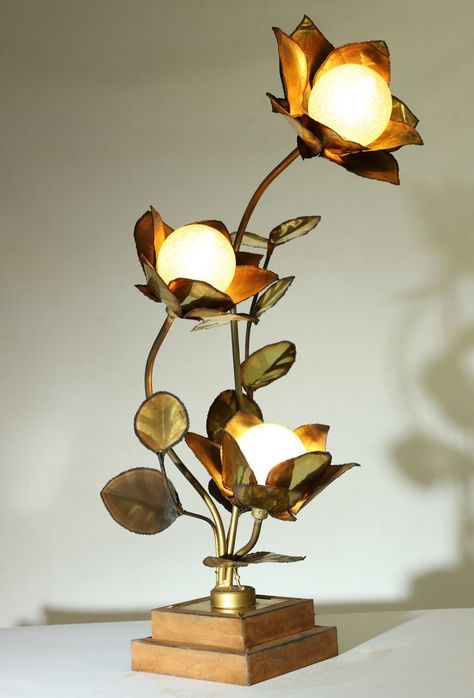 For sale: Lotus Lamp by Maison Jansen, c1970 Built In Garden Seating, Flower Lamps, Flower Lantern, Lotus Lamp, Unique Floor Lamps, Maison Jansen, Flower Lamp, Diy Jar Crafts, Clay Wall