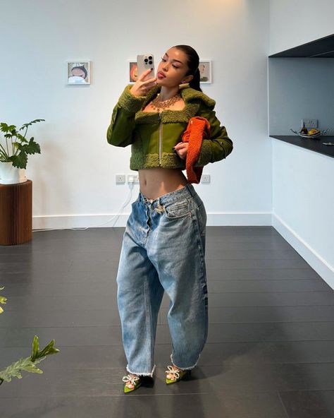 koleen on X: "Fits of the Week? https://t.co/LZ3cIRfNKV" / X Koleen Diaz Outfits, Fits Of The Week, Streetwear Fashion Women, Baddie Outfits Casual, Outfit Style, Looks Style, Fashion Killa, Types Of Fashion Styles, Look Cool